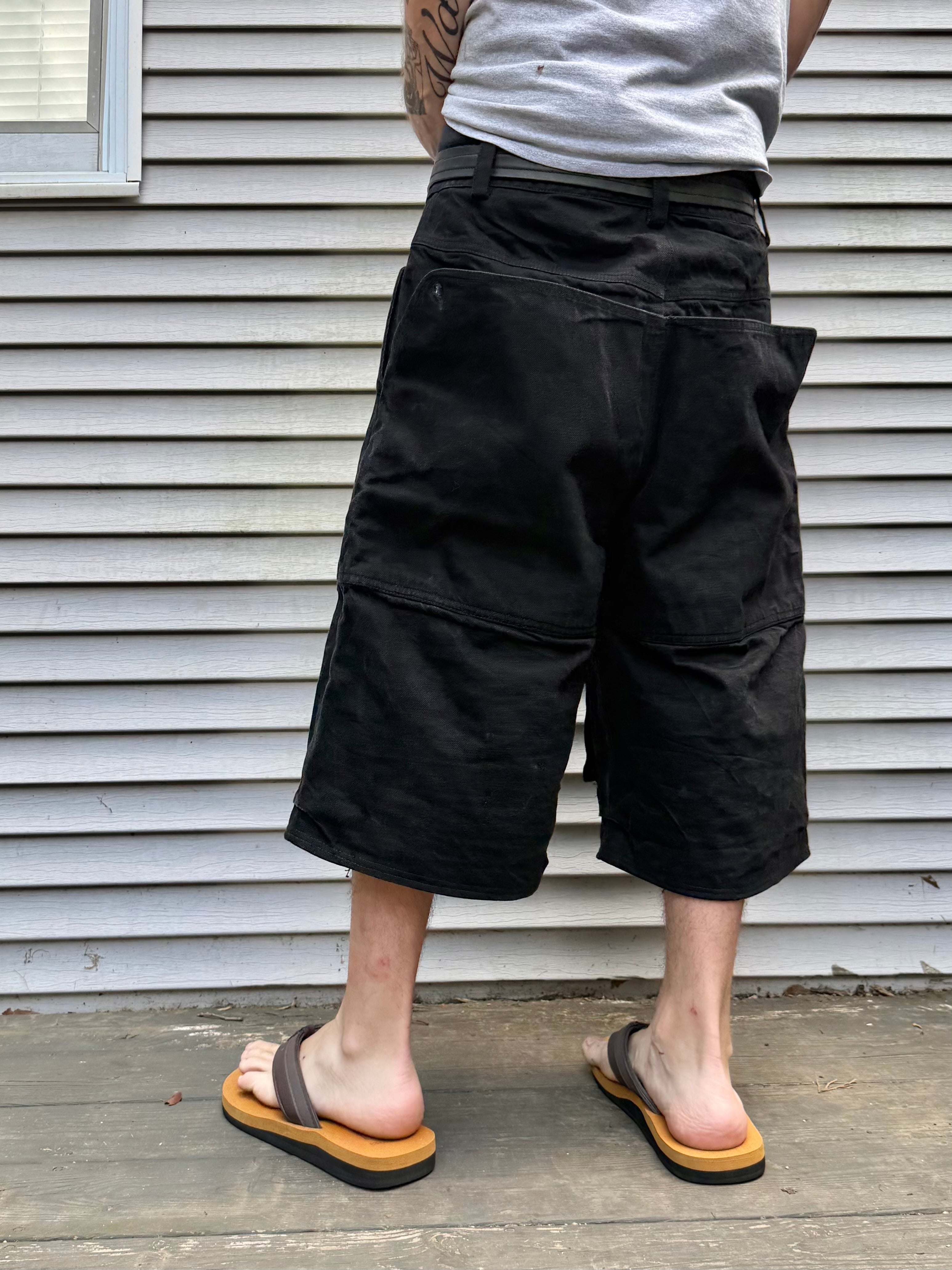 001-003-0524 selvedge short sample 32x26.5 length